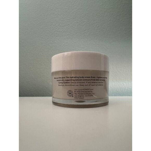 Honest Glow On Body Cream Unscented 1.0 oz- New - Picture 2 of 2